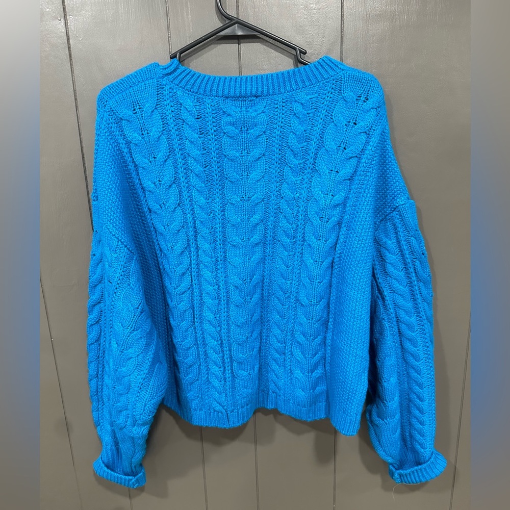 HIPPIE ROSE cable knit sweater - Picture 2 of 2